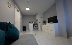 Central Brighton Modern One Bed Apartments